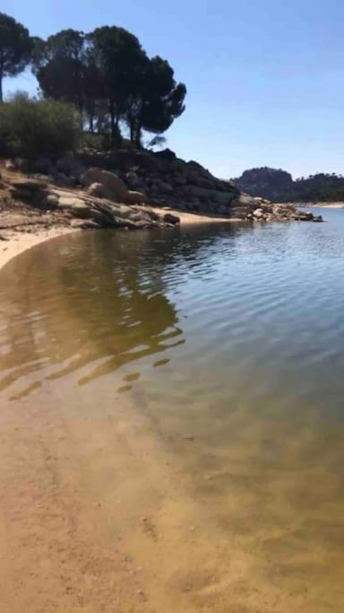 Precioso Piso En La Playa De Madrid A 45 Min Del Centro De La Ciudad Lejlighed San Martín de Valdeiglesias Eksteriør billede